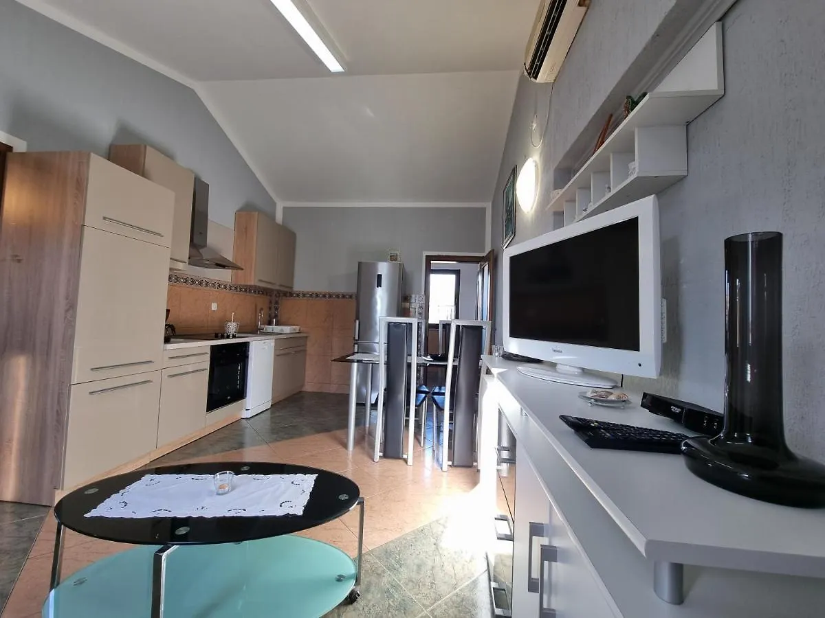 Apartment Grbac Barbat na Rabu 0*,